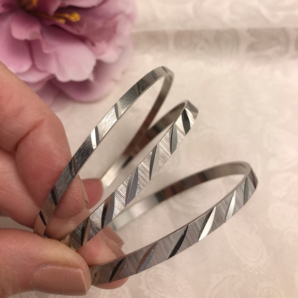 Vintage Silver Bangle Bracelets - image 2